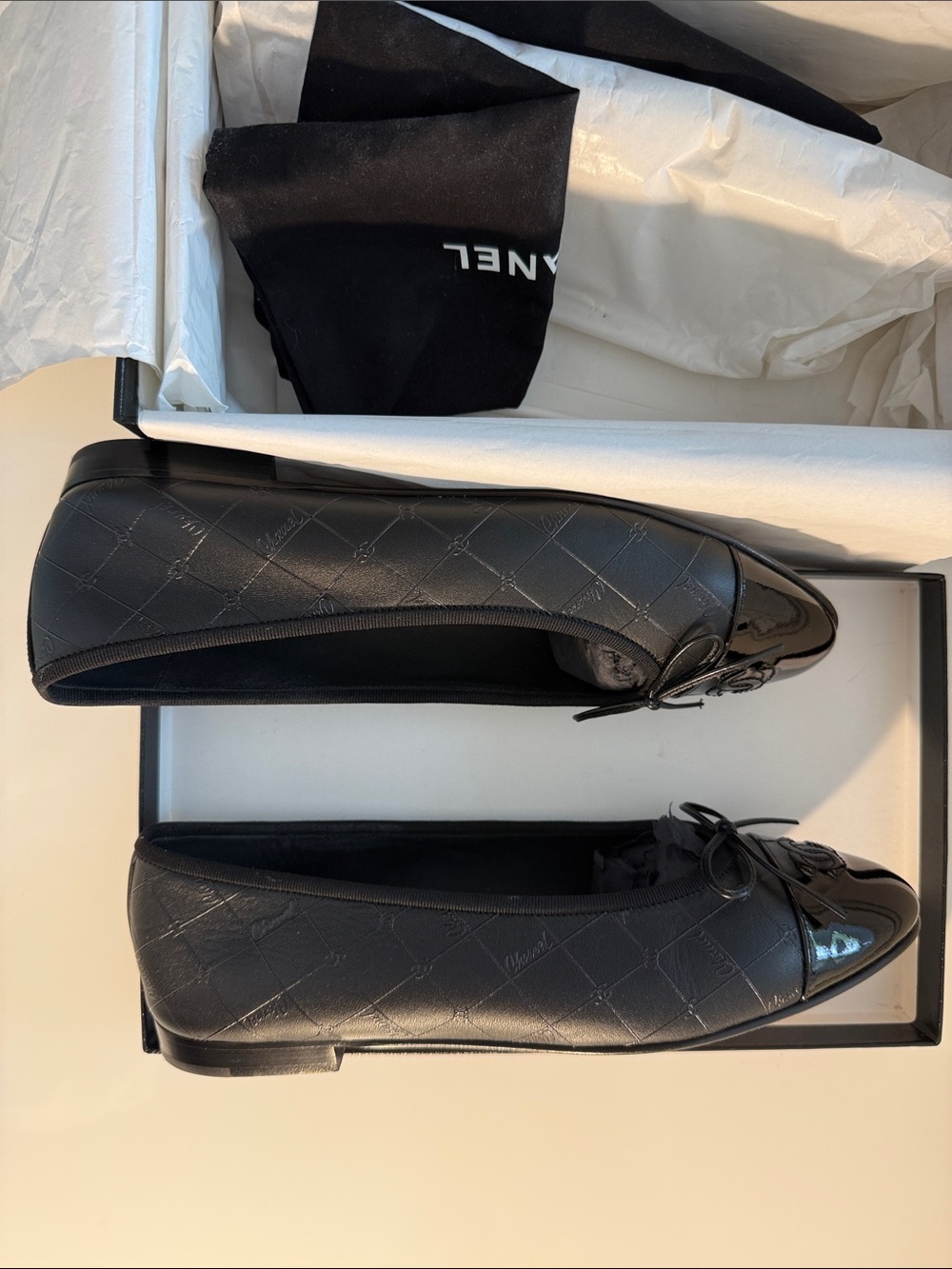 CHANEL Black Quilted Leather Bow Ballet Flats